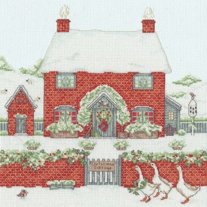 Bothy Threads XSS17 Christmas Cottage