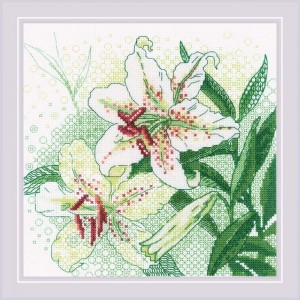Риолис 1915 Белые лилии