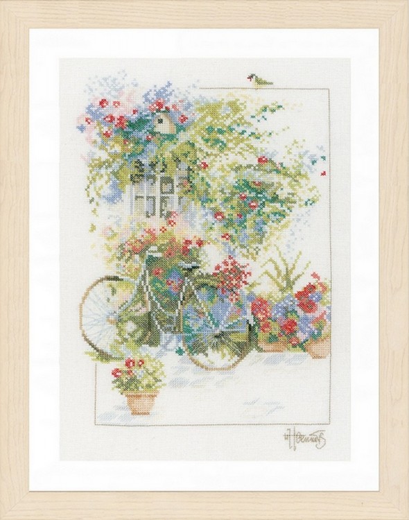 Набор для вышивания Lanarte PN-0168447 Flowers & bicycle