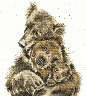 Bothy Threads XHD95 Bear Hugs