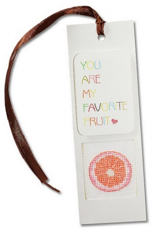 Набор для вышивания Luca-S N48 Закладка "Favorite Fruit"