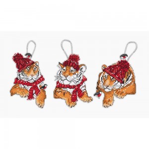 LetiStitch L8017 Christmas Tigers Toys