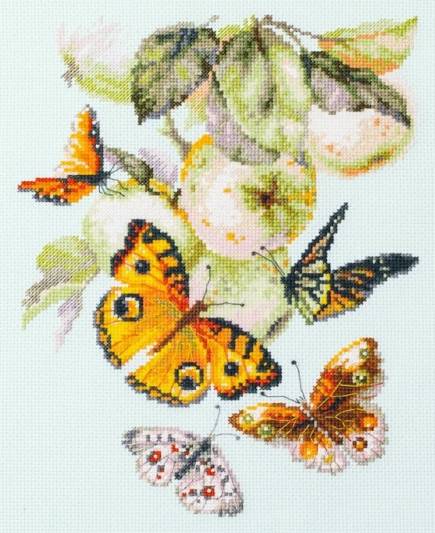 Набор для вышивания Чудесная игла 130-052 Бабочки на яблоне