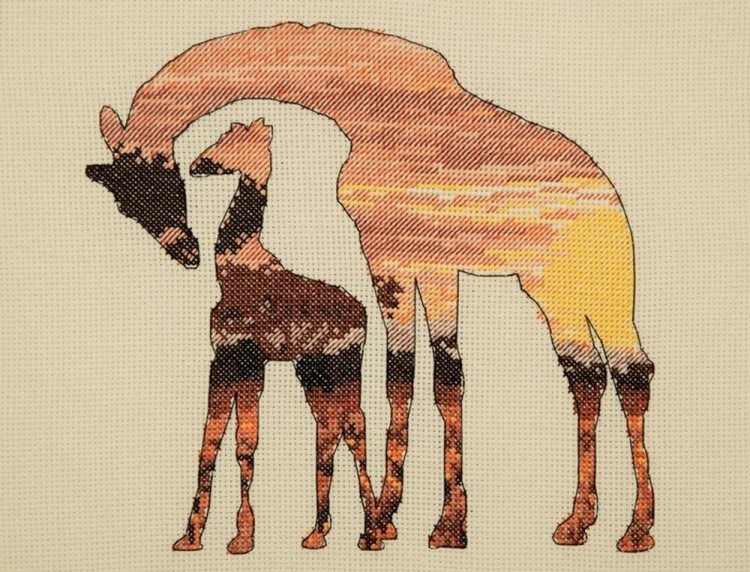 Набор для вышивания Maia 05042 Жирафы в саванне