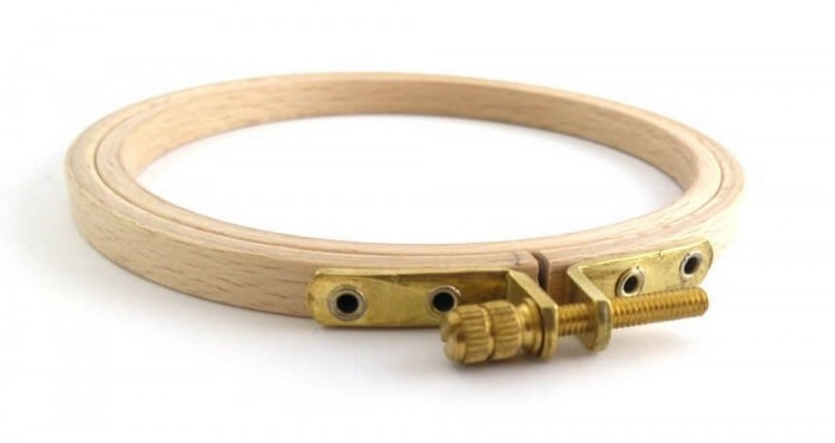 Klass&Gessmann 202-0 Пяльцы для вышивания круглые с замком