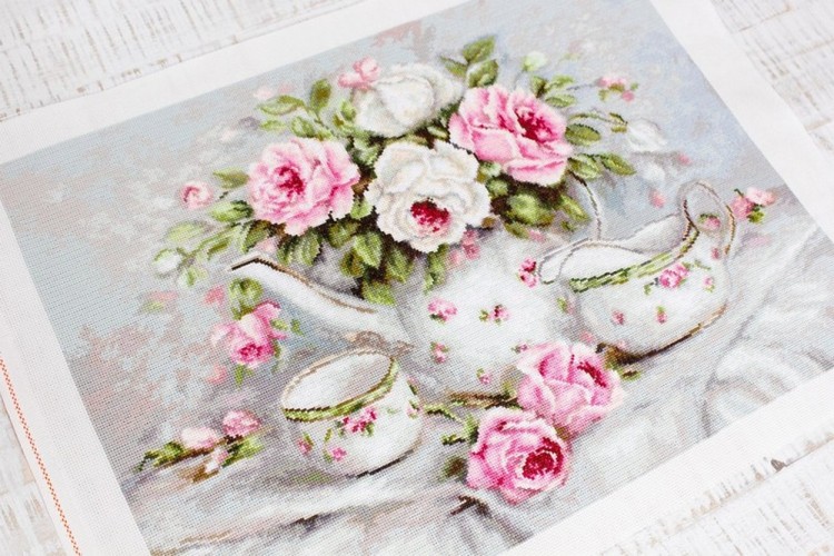 Набор для вышивания Luca-S B2317 Чайный сервиз и розы