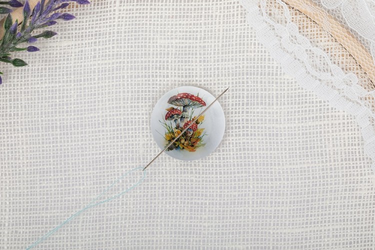 Gamma NEM-34 Игольница-магнит "Мухоморы"