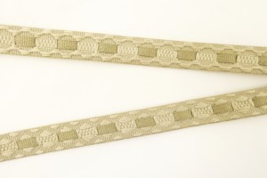 Matsa 13075/60 Тесьма декоративная, ширина 11 мм, бежево-серая с лентой