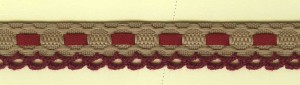 Matsa 13005/49 Тесьма декоративная, ширина 16 мм, бежевая с красной кружевной отделкой и лентой