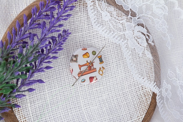 Gamma NEM-09 Игольница-магнит "Швейная машина"