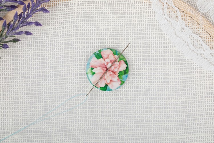 Gamma NEM-17 Игольница-магнит "Акварельный цветок"