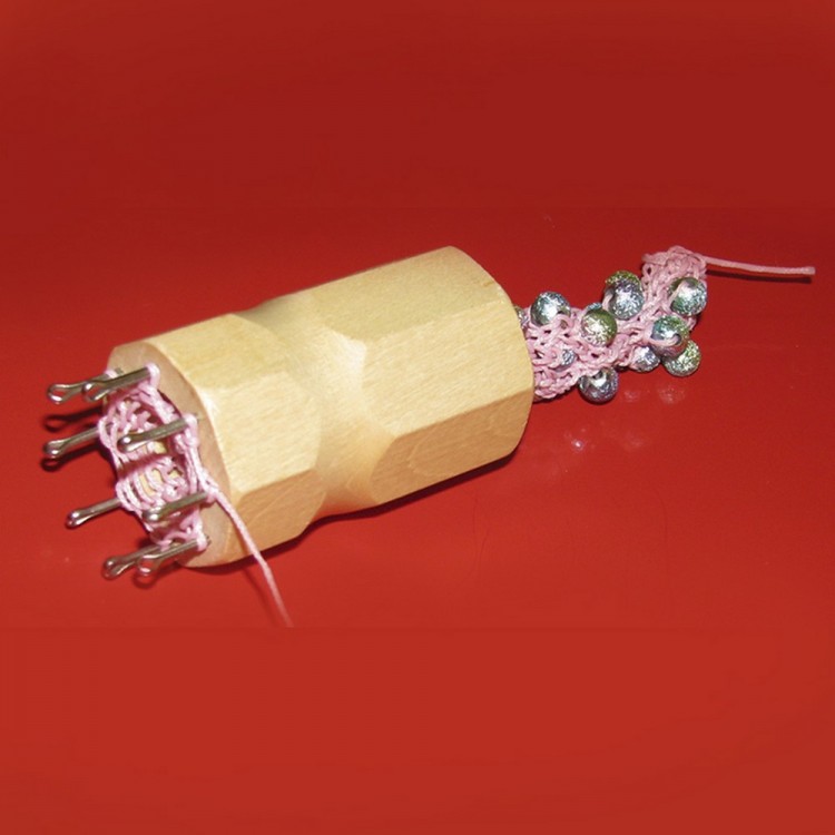 Klass&Gessmann 680-00set Набор куколок для вязания шнура ромбовидных на 4, 5, 6, 7, 8 крючков с иглами