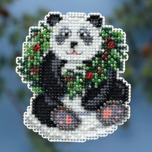 Mill Hill MH184304 Holiday Panda (Рождественская панда)