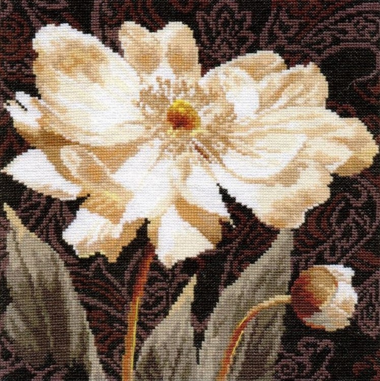 Набор для вышивания Алиса 2-18 Белые цветы. В объятиях света