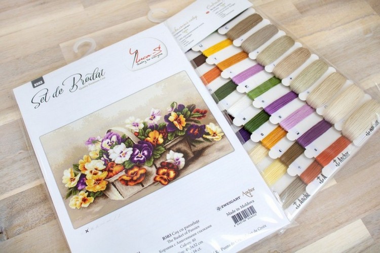 Luca-S B503 Корзина с анютиными глазками