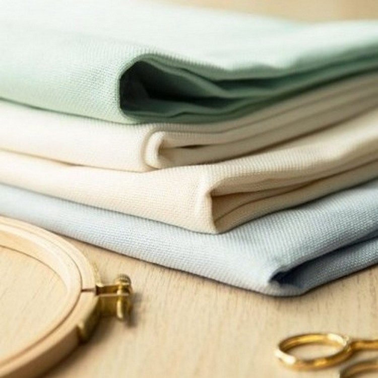 DMC MO242BX-3865 Evenweave 25ct - в упаковке