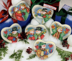 Dimensions 08731 Snowmen Hearts Ornaments (made in USA)