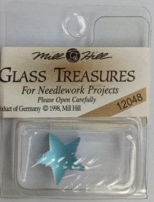 Mill Hill 12048 Декоративная подвеска "Large Domed Star Matte Aqua"