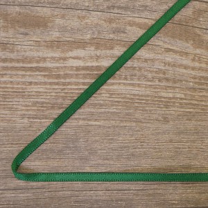Hemline R10103/25 Лента атласная на картонной катушке, цвет зеленый