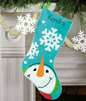 Dimensions 72-08189 Catching Snowflakes Stocking