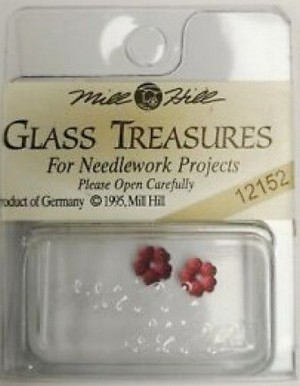 Mill Hill 12152 Декоративная подвеска "Very Petite Flower Matte Fuschia"