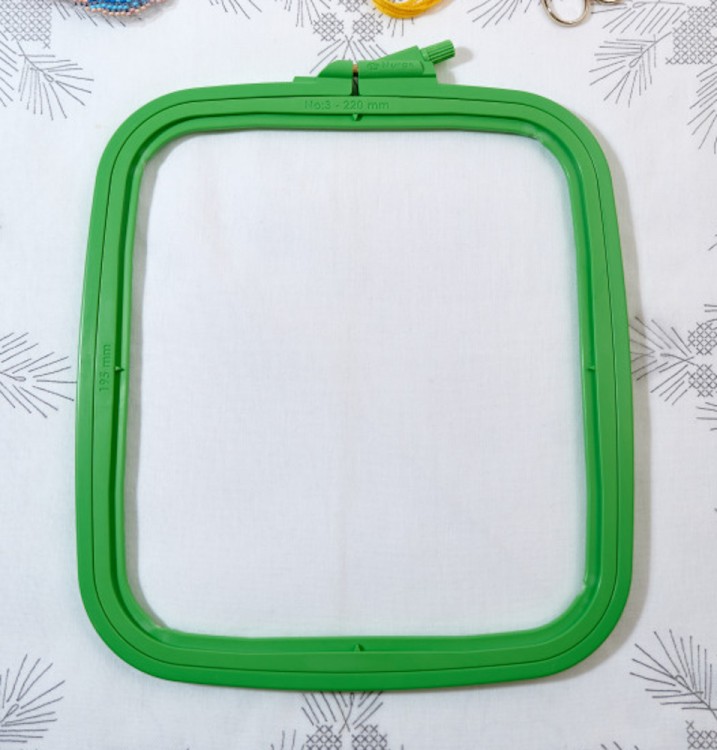 Nurge 170-13 Пяльцы пластиковые квадратные с винтом