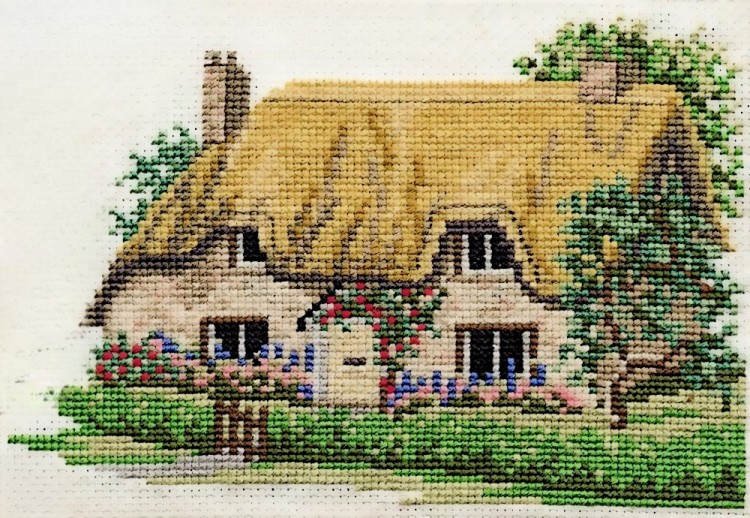 Набор для вышивания Derwentwater Designs DD201 Bettys Cottage (Коттедж Бетти)