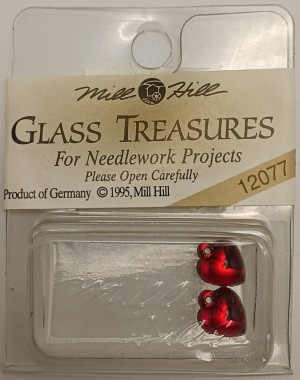 Mill Hill 12077 Декоративная подвеска "Very Sm Domed Heart Bright Red"