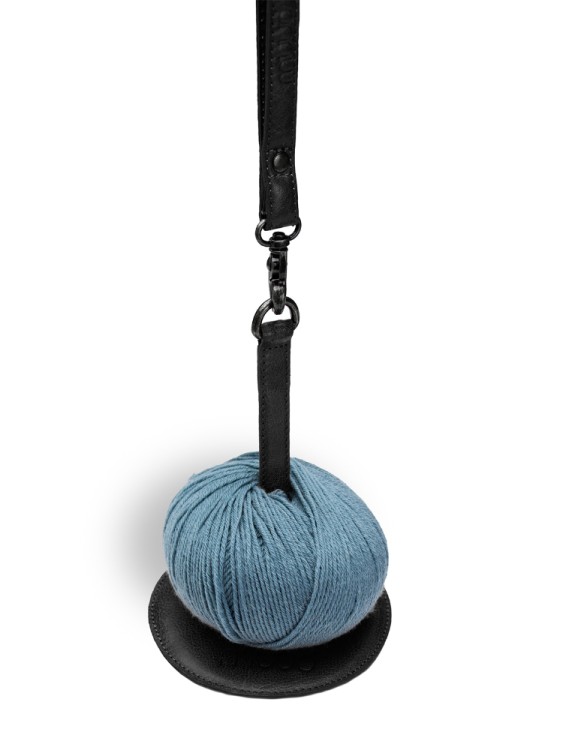 Muud QB-4706/Black Держатель для мотка пряжи "Gyrit"