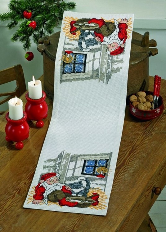 Набор для вышивания Permin 75-6621 Дорожка "Санта с кошкой"