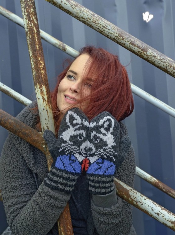 Дизайнерский жаккард. Вяжем варежки и носочки на спицах!