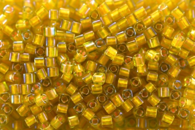 TOHO бисер Cube 1.5 мм-15/0 цвет 0302