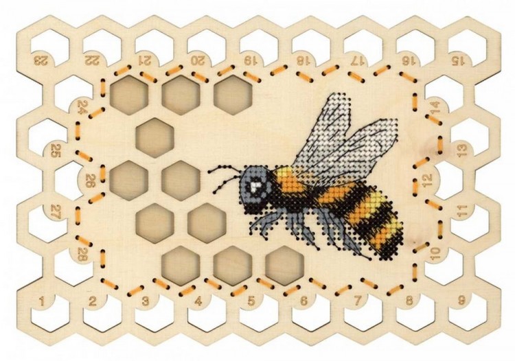 Набор для вышивания Щепка О-025 Органайзер «Пчела»