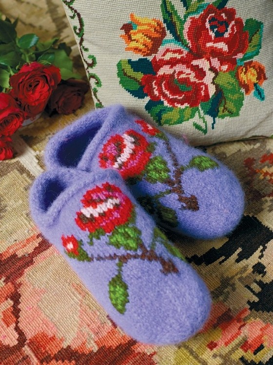 Арне и Карлос. Домашняя обувь. Вяжем и валяем. 30 интересных проектов (тапки)