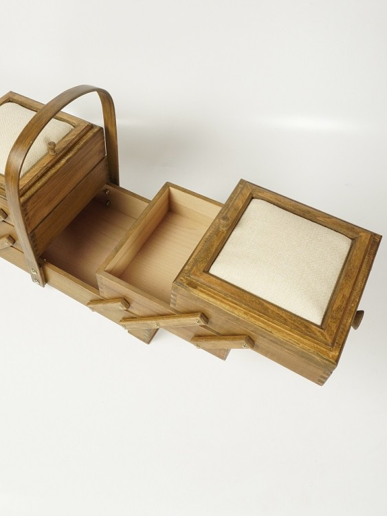 Aumueller 31/151/2 Шкатулка для рукоделия 3-х этажная, бук коричневый