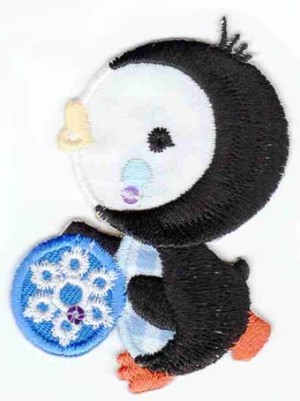 HKM 33222/1SB Термоаппликация "Pinguin mit blauer Eiskugel"