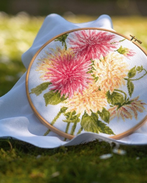 Набор для вышивания Lanarte PN-0176229 Remaining graceful (Оставаясь грациозной)