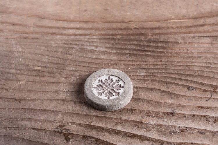 Rayher 34334000 Форма для заливки из натурального каучука "Снежинка и звезда"