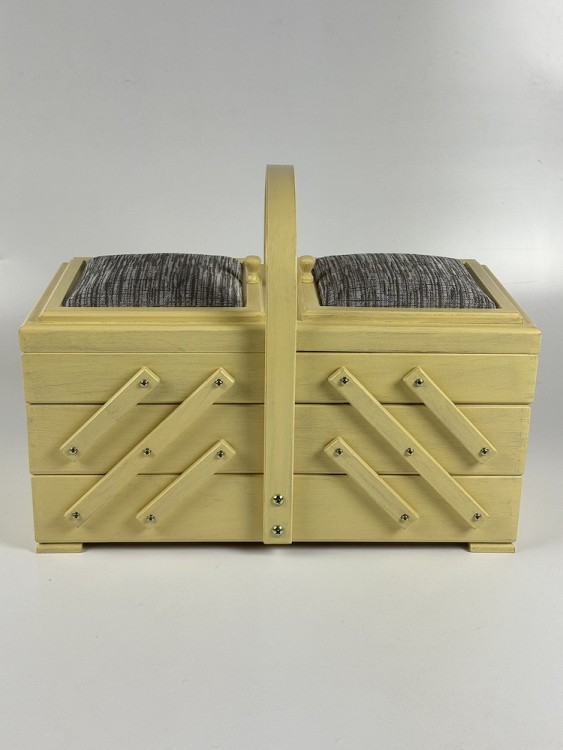 Aumueller 31/151/1 Шкатулка для рукоделия, 3-х этажная, бук светлый