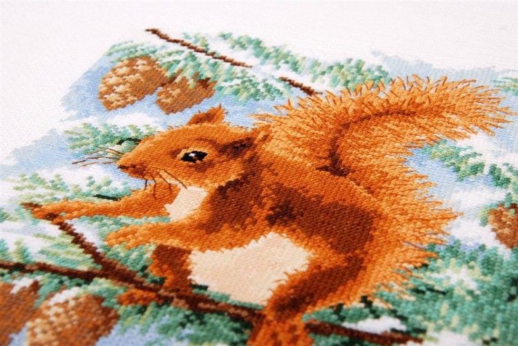 Набор для вышивания Vervaco PN-0195604 Белочка на дереве