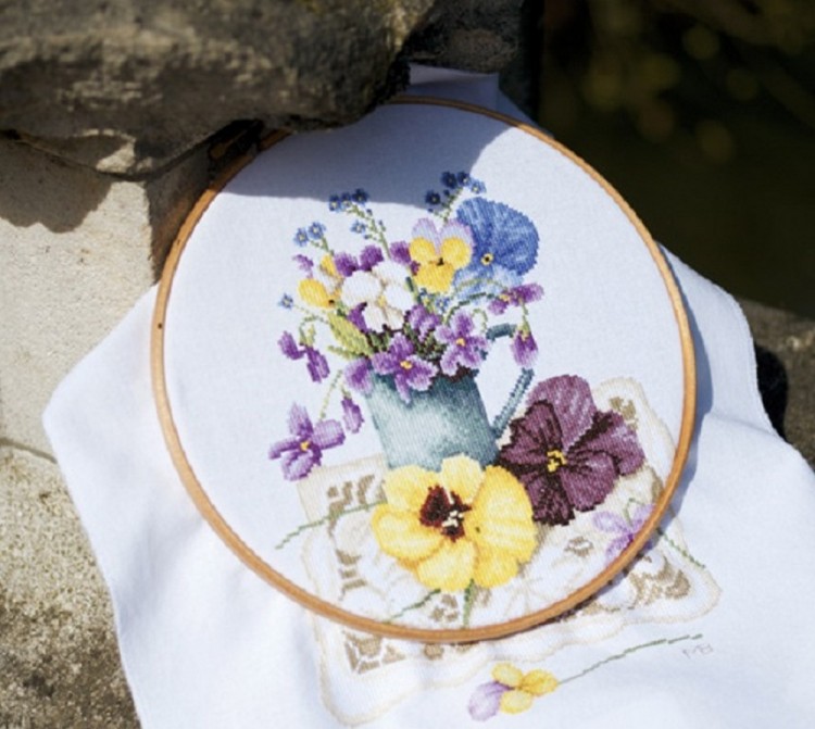 Набор для вышивания Lanarte PN-0170951 Violets (Фиалки)