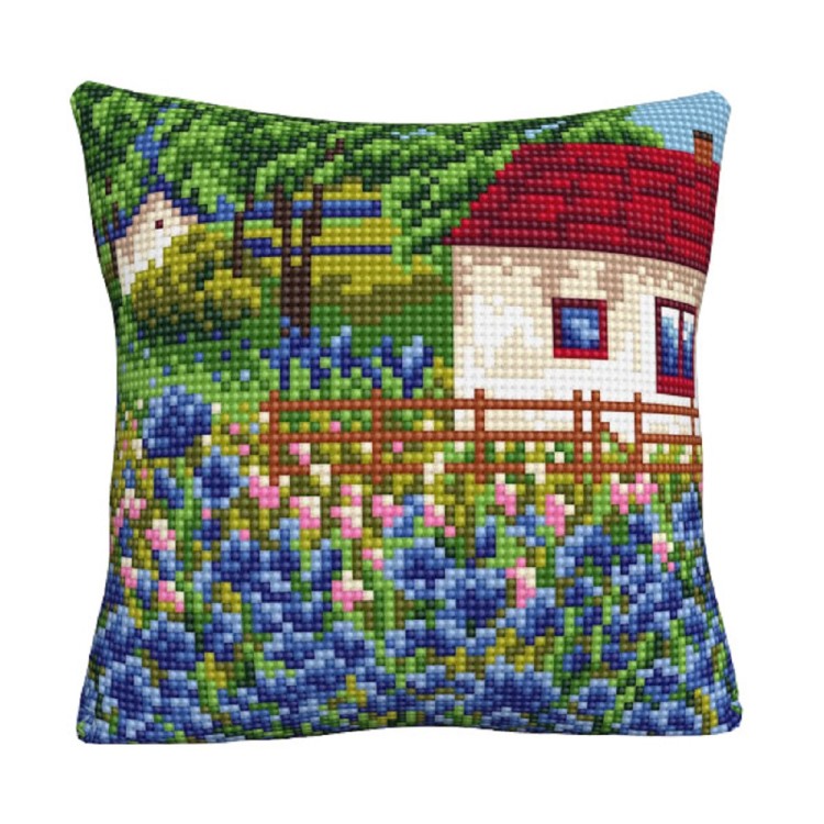 Набор для вышивания Collection D'Art 5507CK Подушка "Цветы у дома"