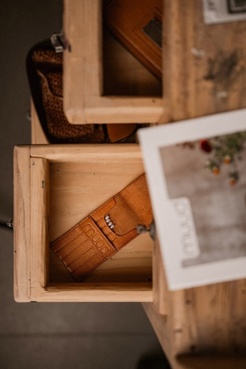 Muud QB-4386/Whisky Чехол-органайзер "Eva"