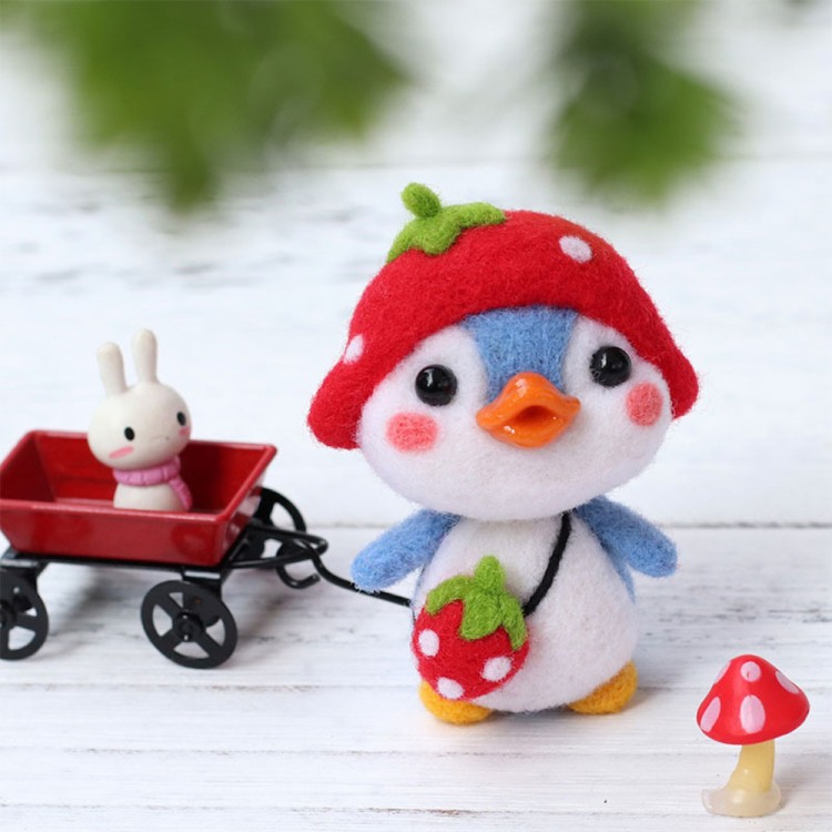YoHobby yoli.033 Пингвин-клубничка YoHobby yoli.033 Пингвин-клубничка