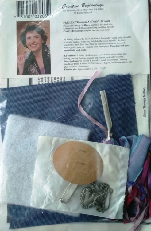 Набор для вышивания Creative Beginings RK203 Garden at Dusk (Сад в сумерках)