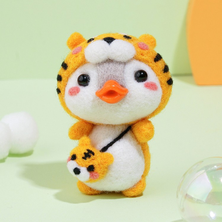 YoHobby yoli.034 Пингвин в костюме тигра YoHobby yoli.034 Пингвин в костюме тигра