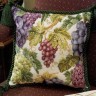 Набор для вышивания Hoffman DVG-03 Grapes Pillow (Подушка с виноградом)