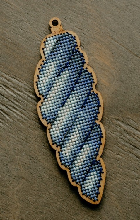 Набор для вышивания Ёлки-иголки 0014.12 Елочная игрушка "Морозные травы"