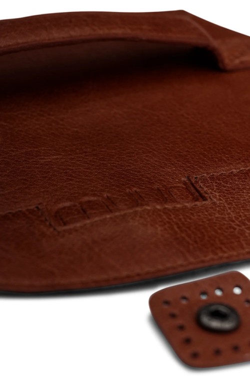 Muud QB-4459/Rich Brown Крышка для сумки с ручкой и пришивной кнопкой "Camila"