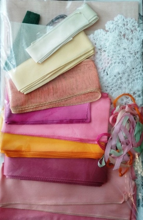 Ribbon Embroidery BOM017 Sunshine and Shadou (Солнечный свет и Тень)